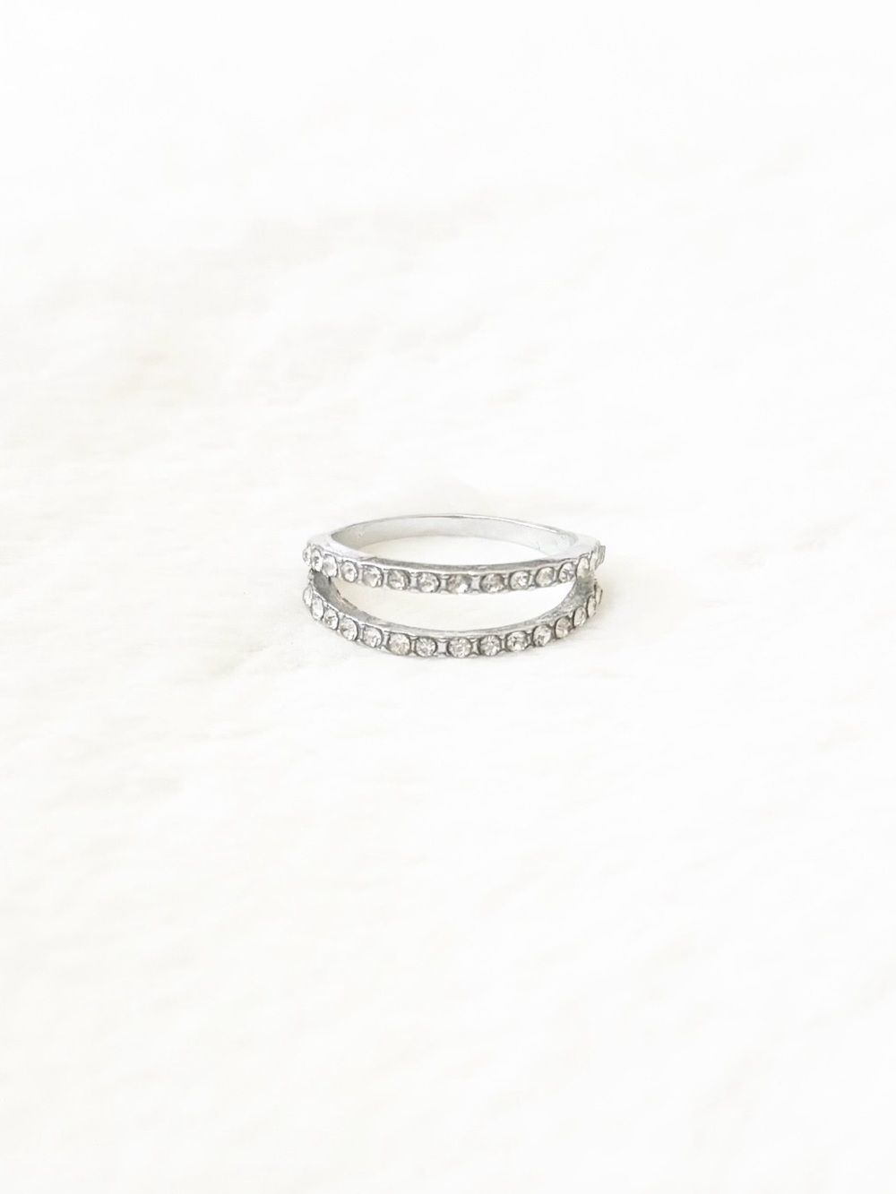 5/$15 🩷 MUST BUNDLE Silver Double-Row Crystal Stackable Ring - Women Jewelry